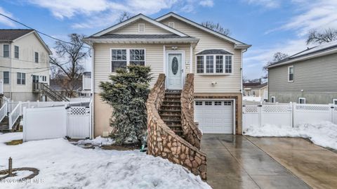 78 Woodland Avenue Keansburg NJ 07734