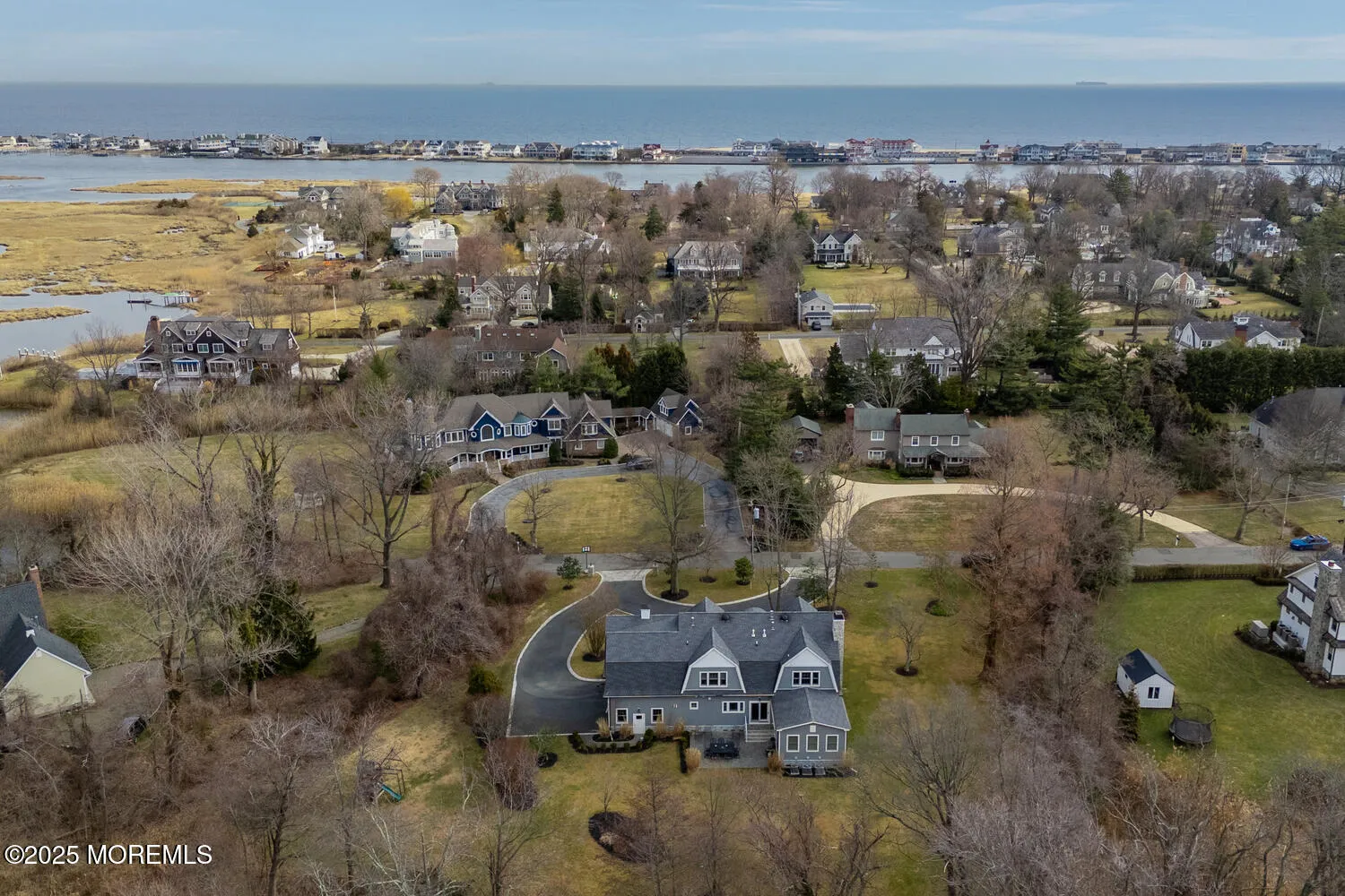 Rumson, New Jersey 07760, United States, 5 Bedrooms Bedrooms, ,5 BathroomsBathrooms,Residential,Active,94614