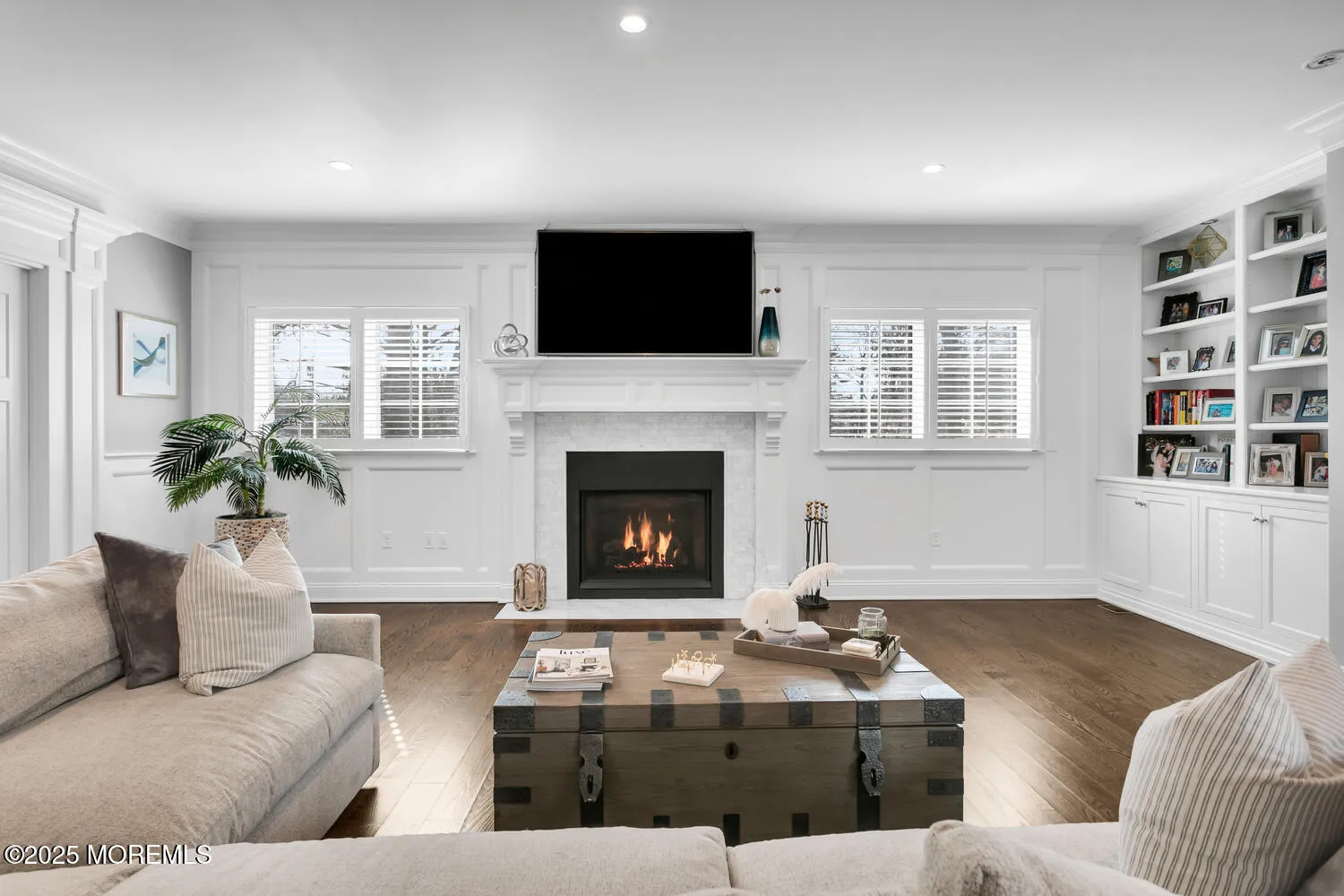 Rumson, New Jersey 07760, United States, 5 Bedrooms Bedrooms, ,5 BathroomsBathrooms,Residential,Active,94614