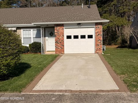 Photo of 58 Mariner Place, Brick, NJ 08723 (MLS # 22610833)