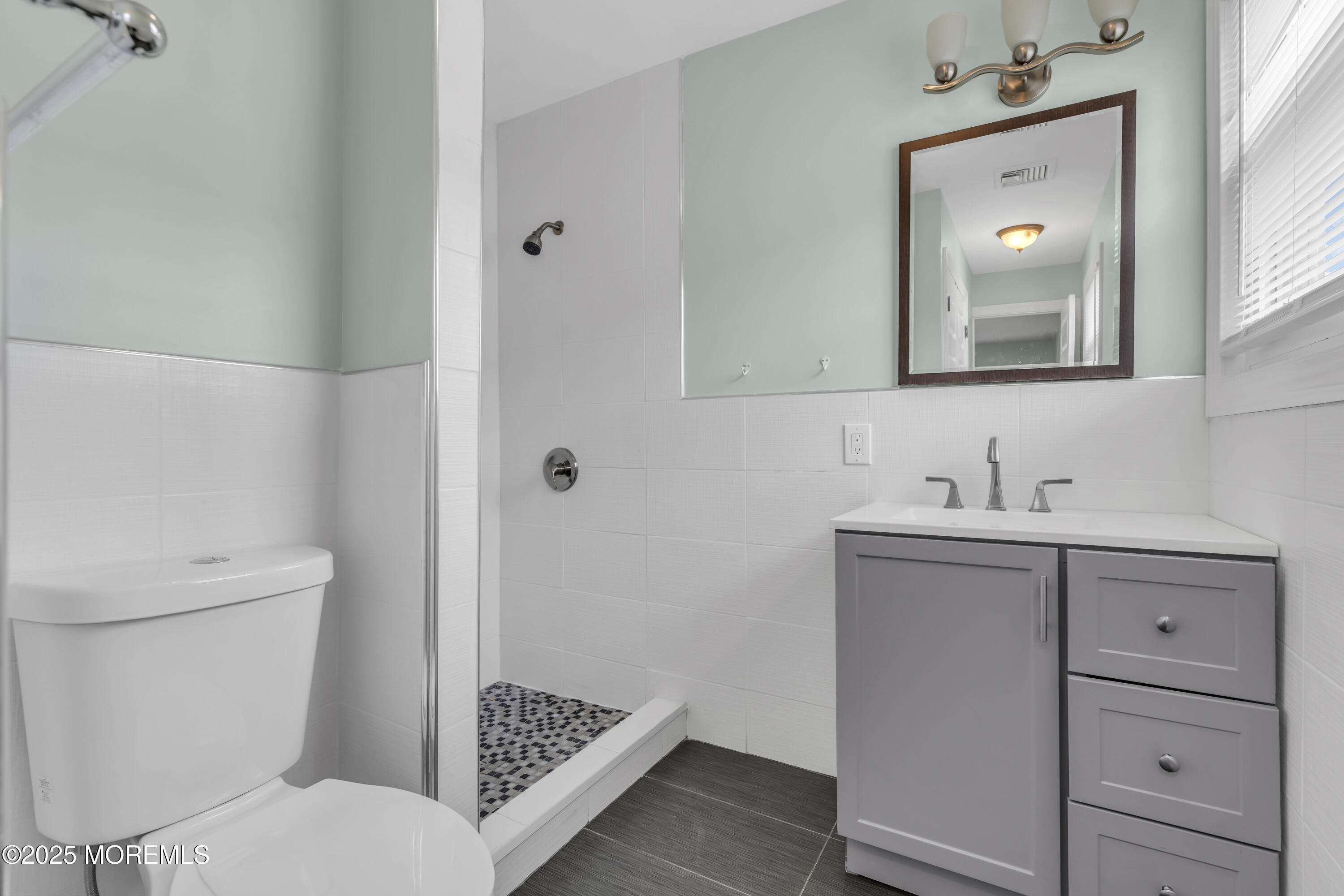 144 Orlando Boulevard, Toms River, New Jersey image 4