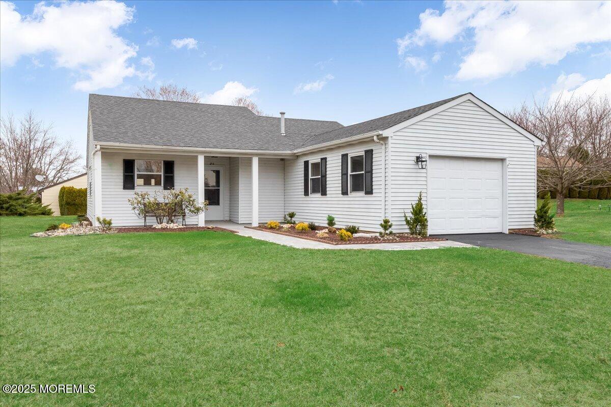 26 Bishop Court, Marlboro, New Jersey image 1
