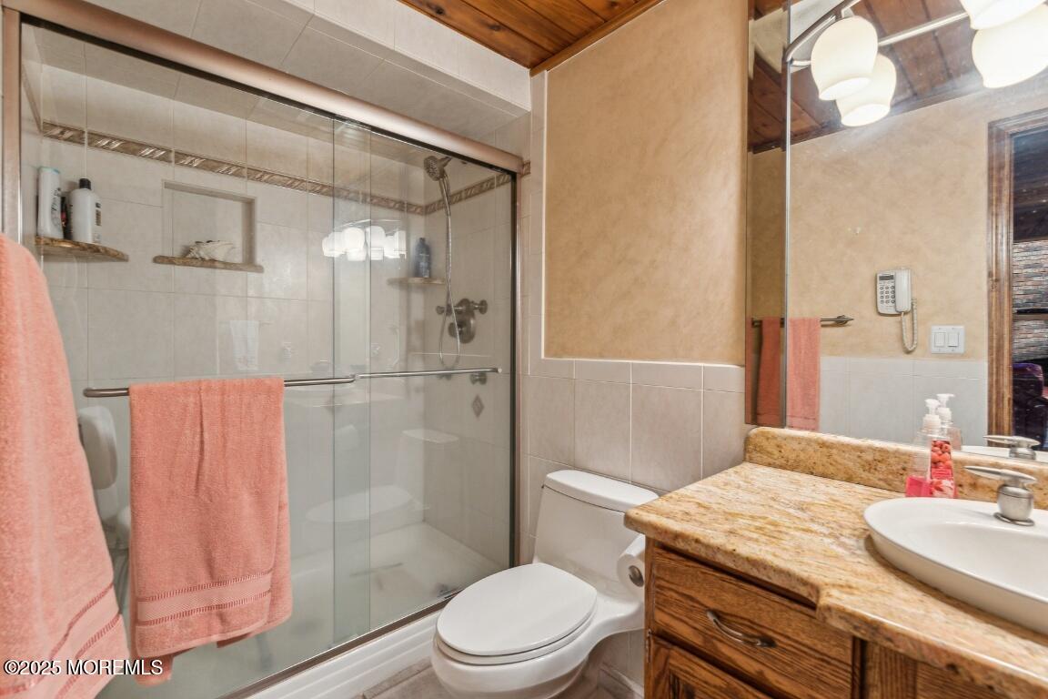 7 Stoney Brook Trail, Howell, New Jersey image 15