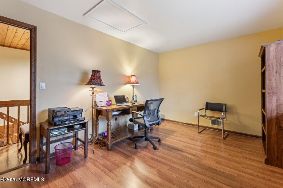 7 Stoney Brook Trail, Howell, New Jersey image 13