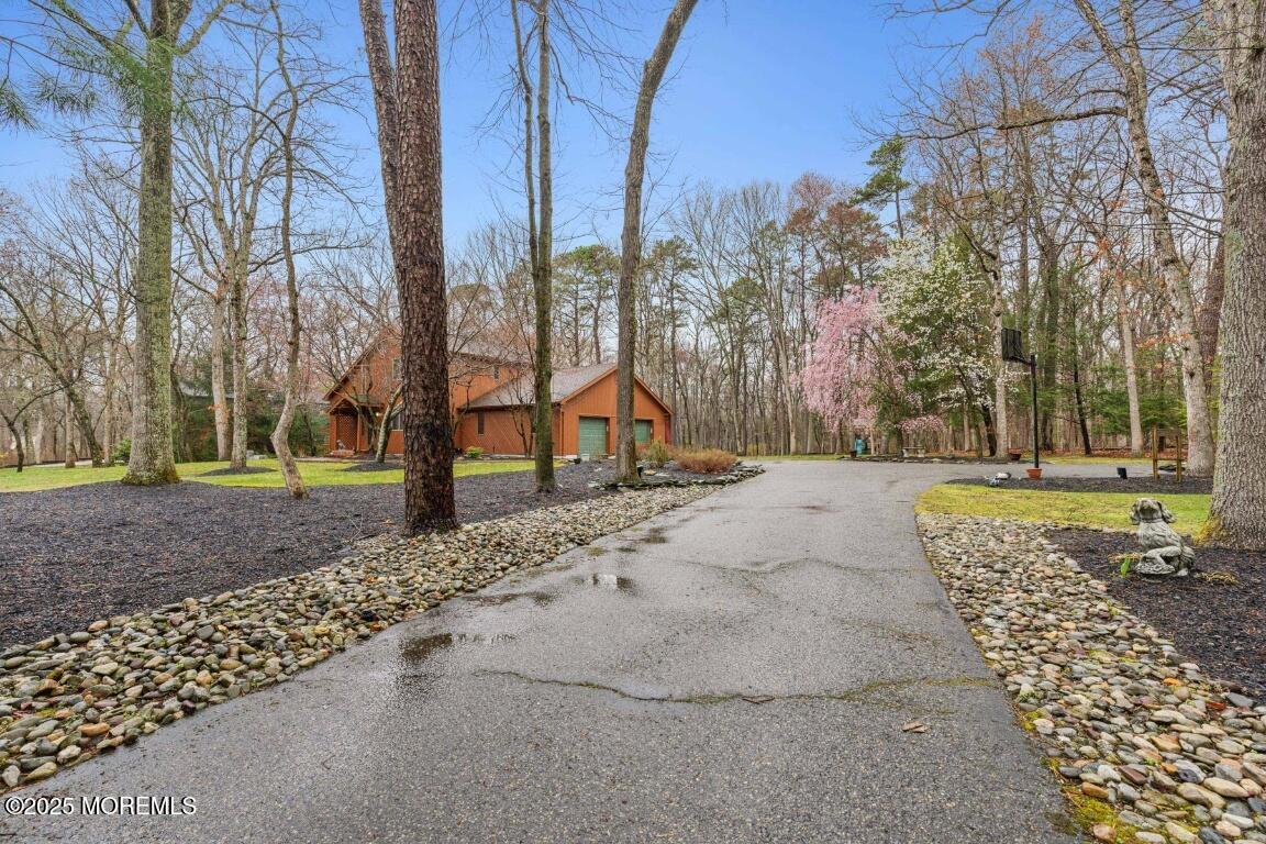 7 Stoney Brook Trail, Howell, New Jersey image 1