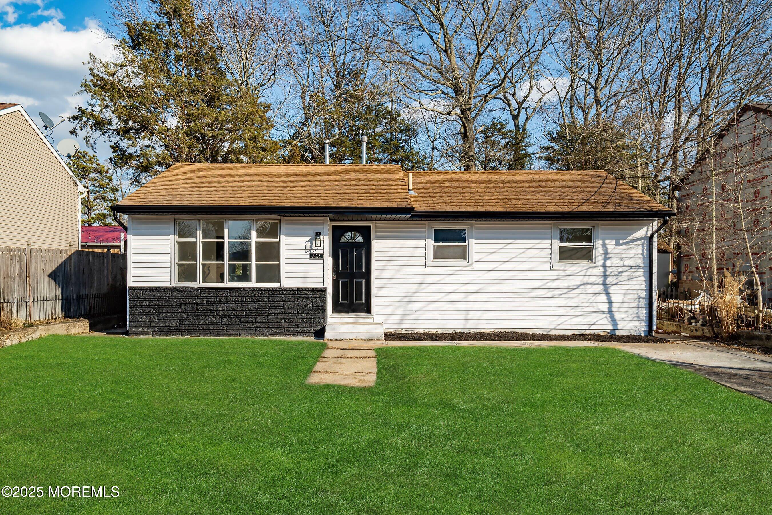 853 Radio Road, Little Egg Harbor, New Jersey image 1