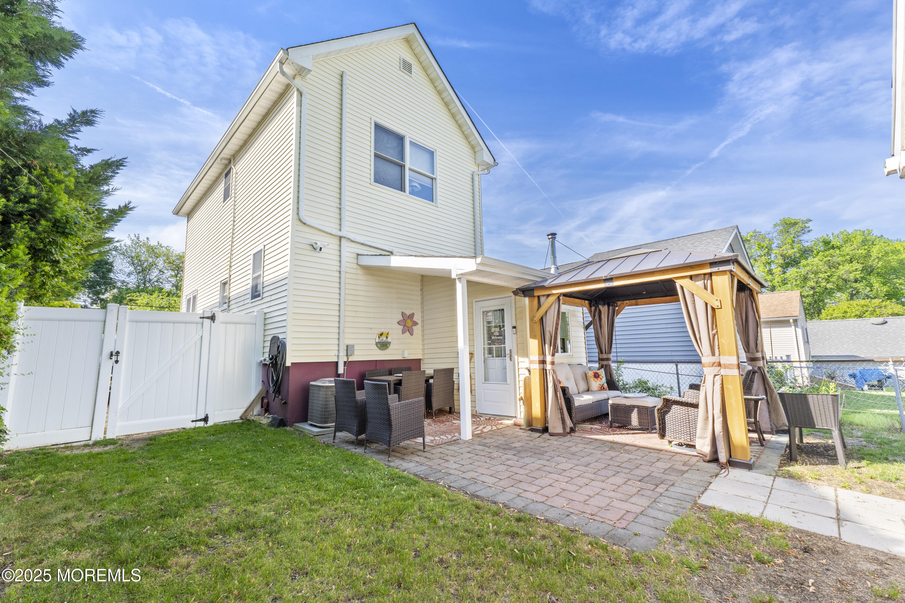 23 Pacific Boulevard, Keyport, New Jersey image 17