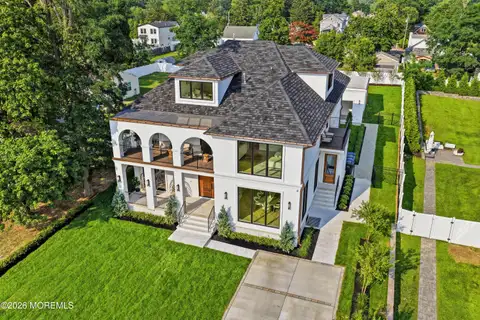 MLS: 22622207
