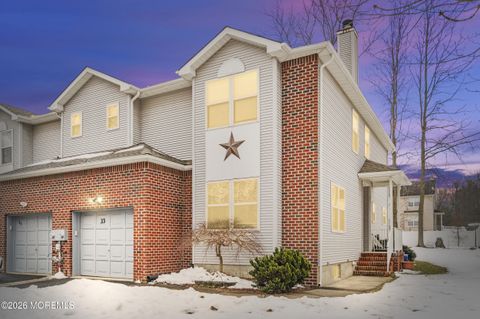 Condo For Sale - 33 Burke Street<br/> Manalapan, NJ 07726