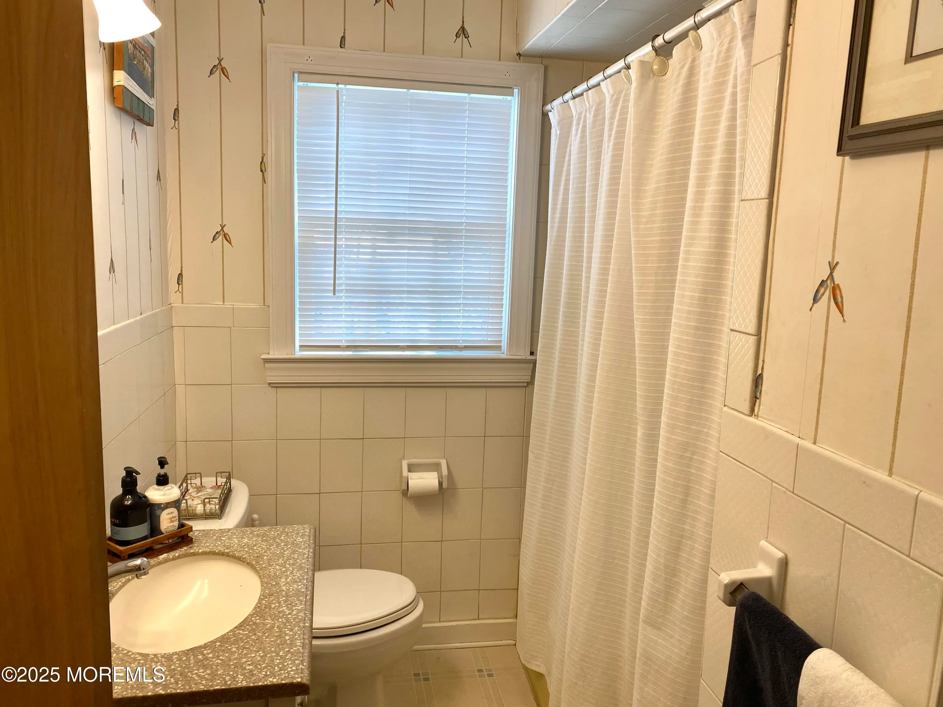 Wall, New Jersey 07719, United States, 6 Bedrooms Bedrooms, ,4 BathroomsBathrooms,Residential,Active,194490