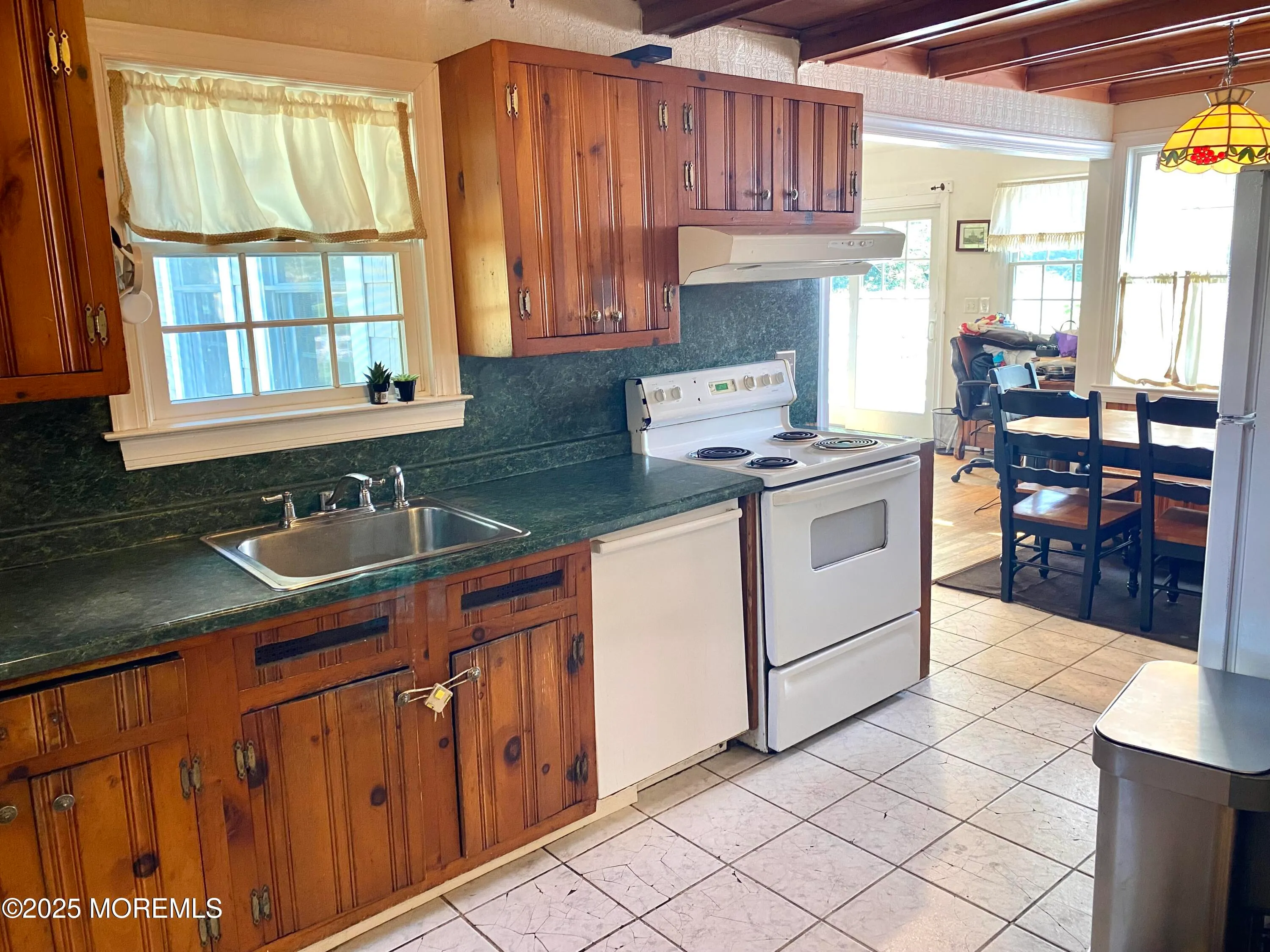 Wall, New Jersey 07719, United States, 6 Bedrooms Bedrooms, ,4 BathroomsBathrooms,Residential,Active,194490