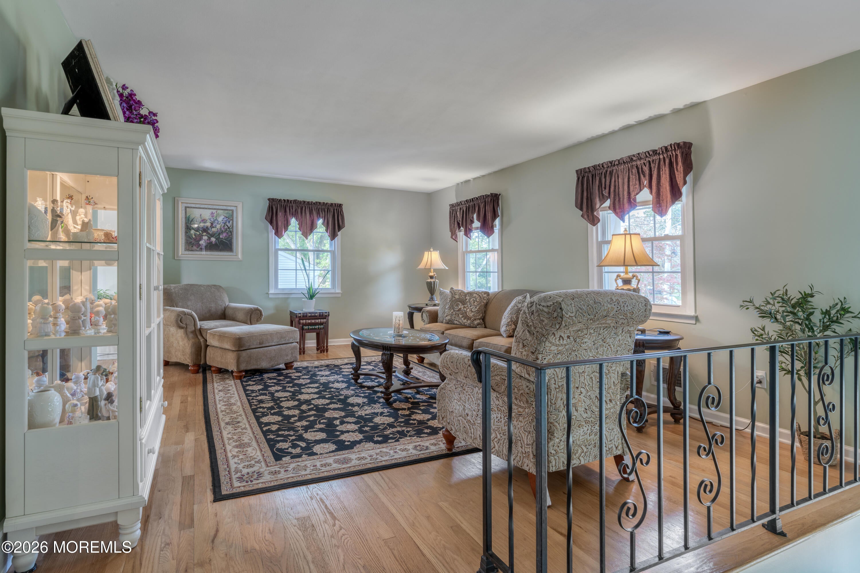 545 River Terrace