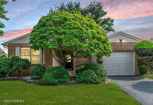 47 Lakeview Drive
