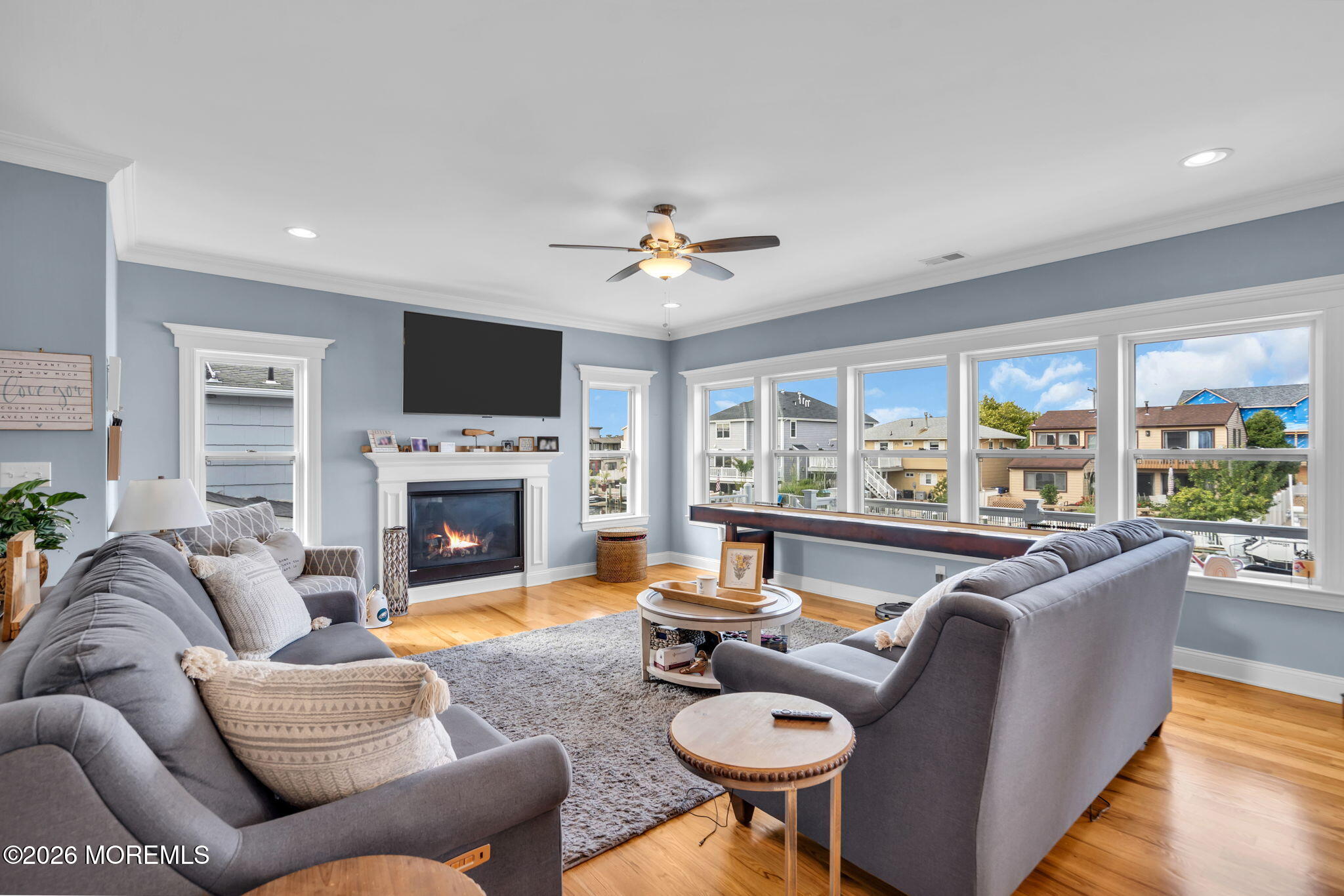 25 Sunrise Way