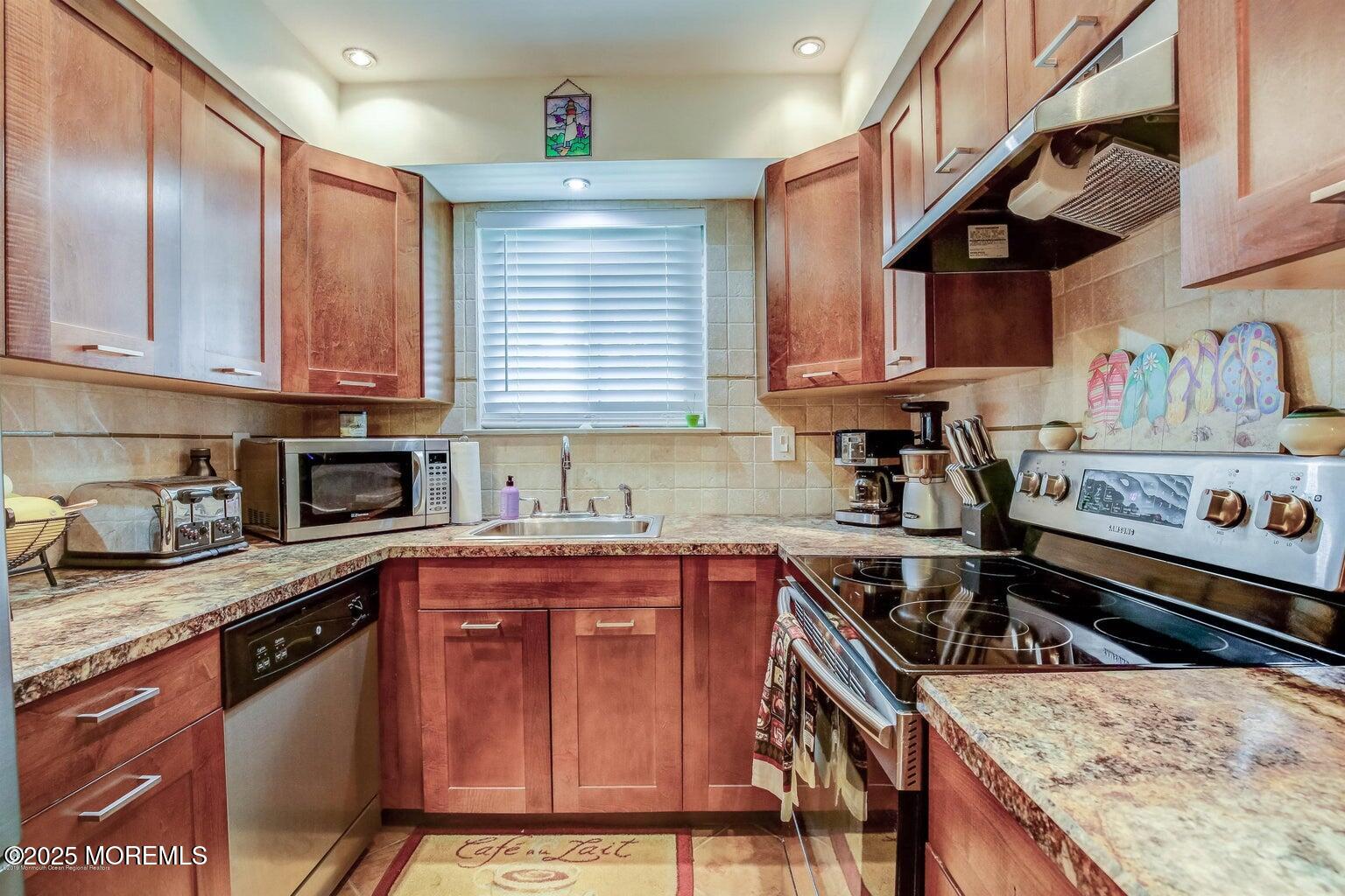 3 Wharfside Drive