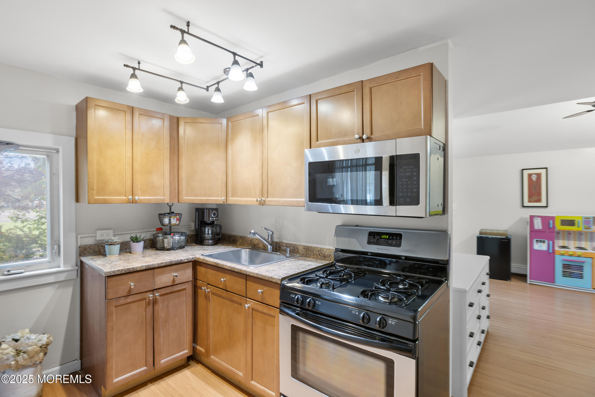 1574 Maxim Southard Road, Howell, New Jersey image 15