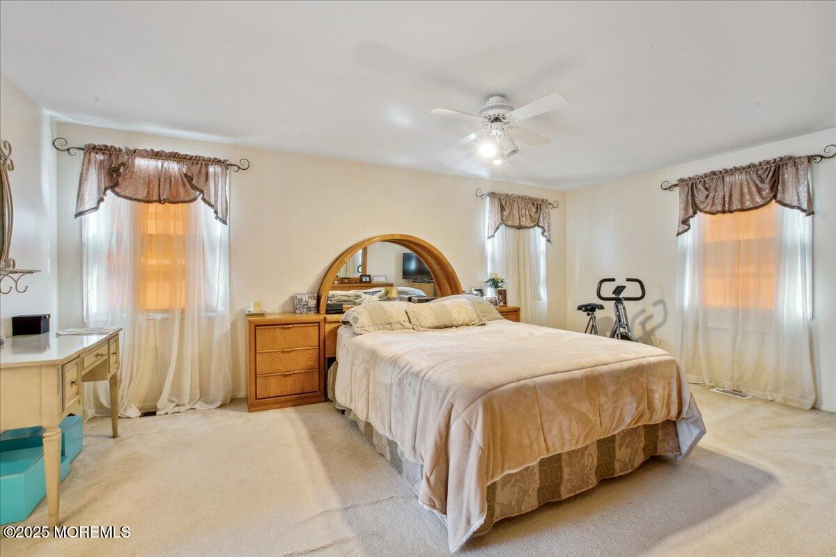 23 Clinton Drive, Manalapan, New Jersey image 19
