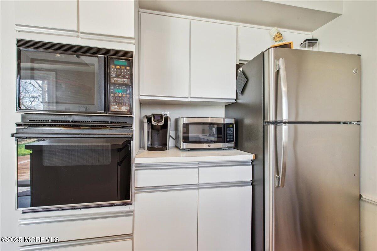 23 Clinton Drive, Manalapan, New Jersey image 13