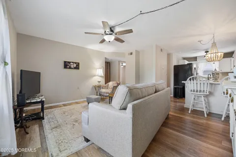 39 Cambridge Court Unit E, Lakewood, NJ 08701 - #: 22532072