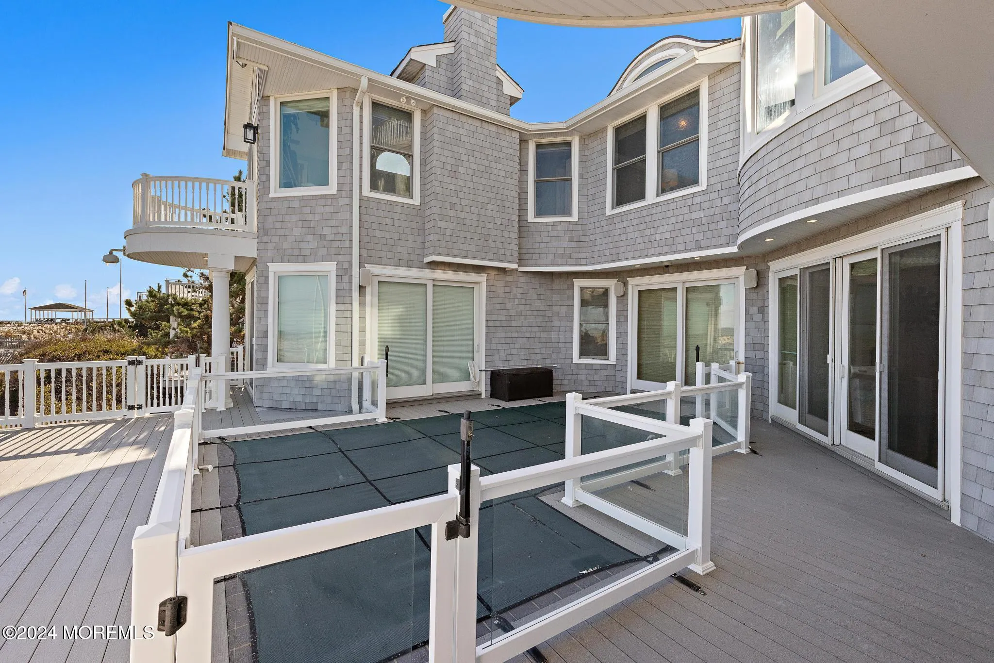Long Beach Twp, New Jersey 08008, United States, 7 Bedrooms Bedrooms, ,9 BathroomsBathrooms,Residential,Active,32271