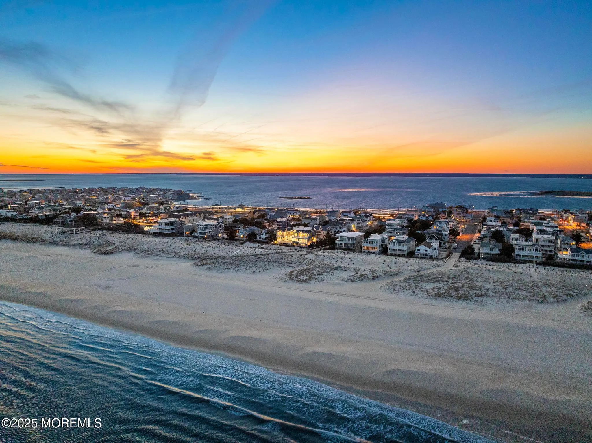 Long Beach Twp, New Jersey 08008, United States, 7 Bedrooms Bedrooms, ,9 BathroomsBathrooms,Residential,Active,32271