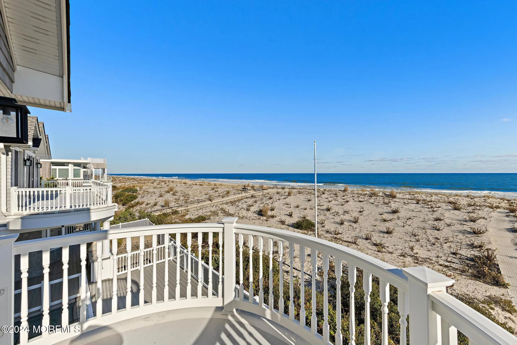 Long Beach Twp, New Jersey 08008, United States, 7 Bedrooms Bedrooms, ,9 BathroomsBathrooms,Residential,Active,32271