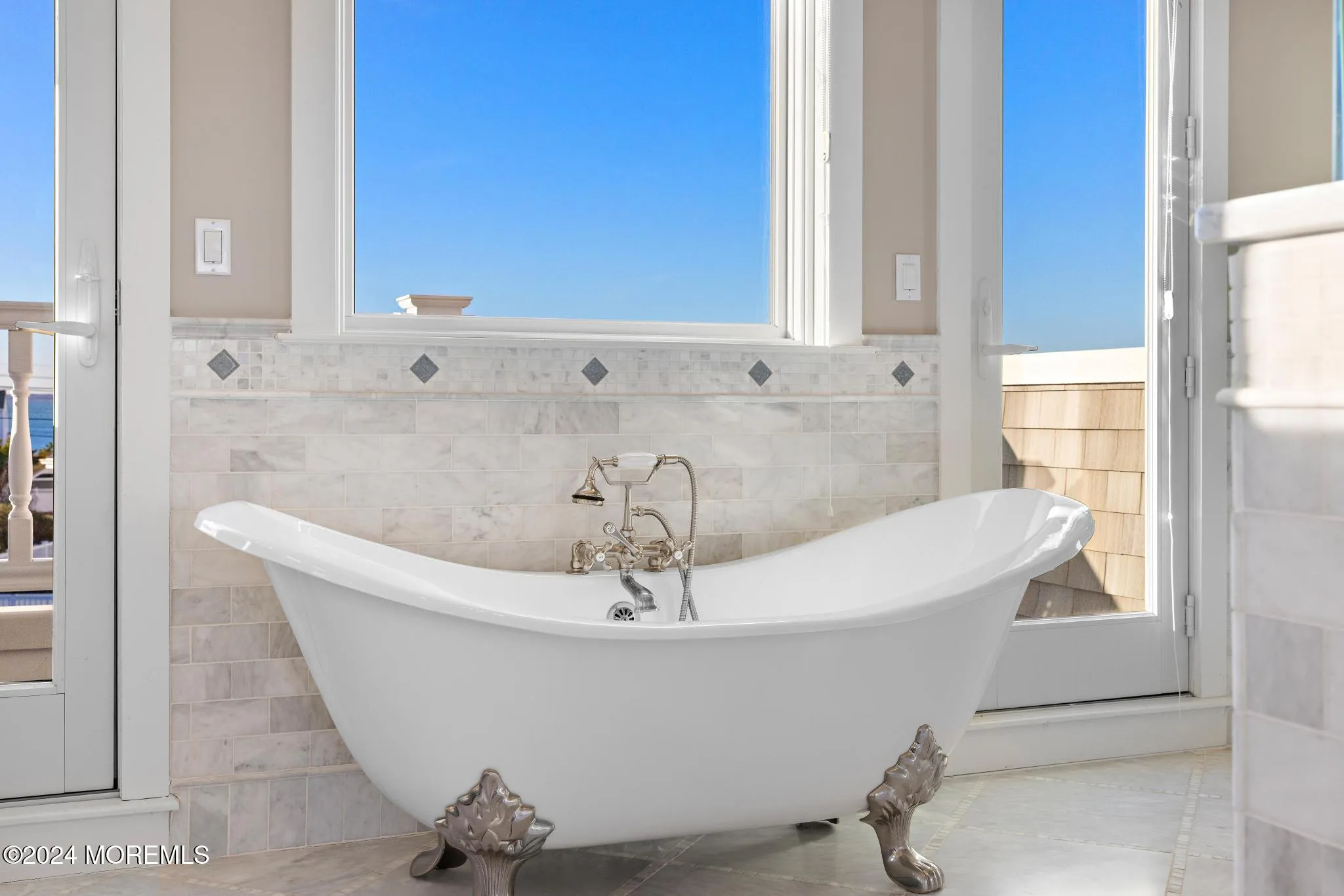 Long Beach Twp, New Jersey 08008, United States, 7 Bedrooms Bedrooms, ,9 BathroomsBathrooms,Residential,Active,32271