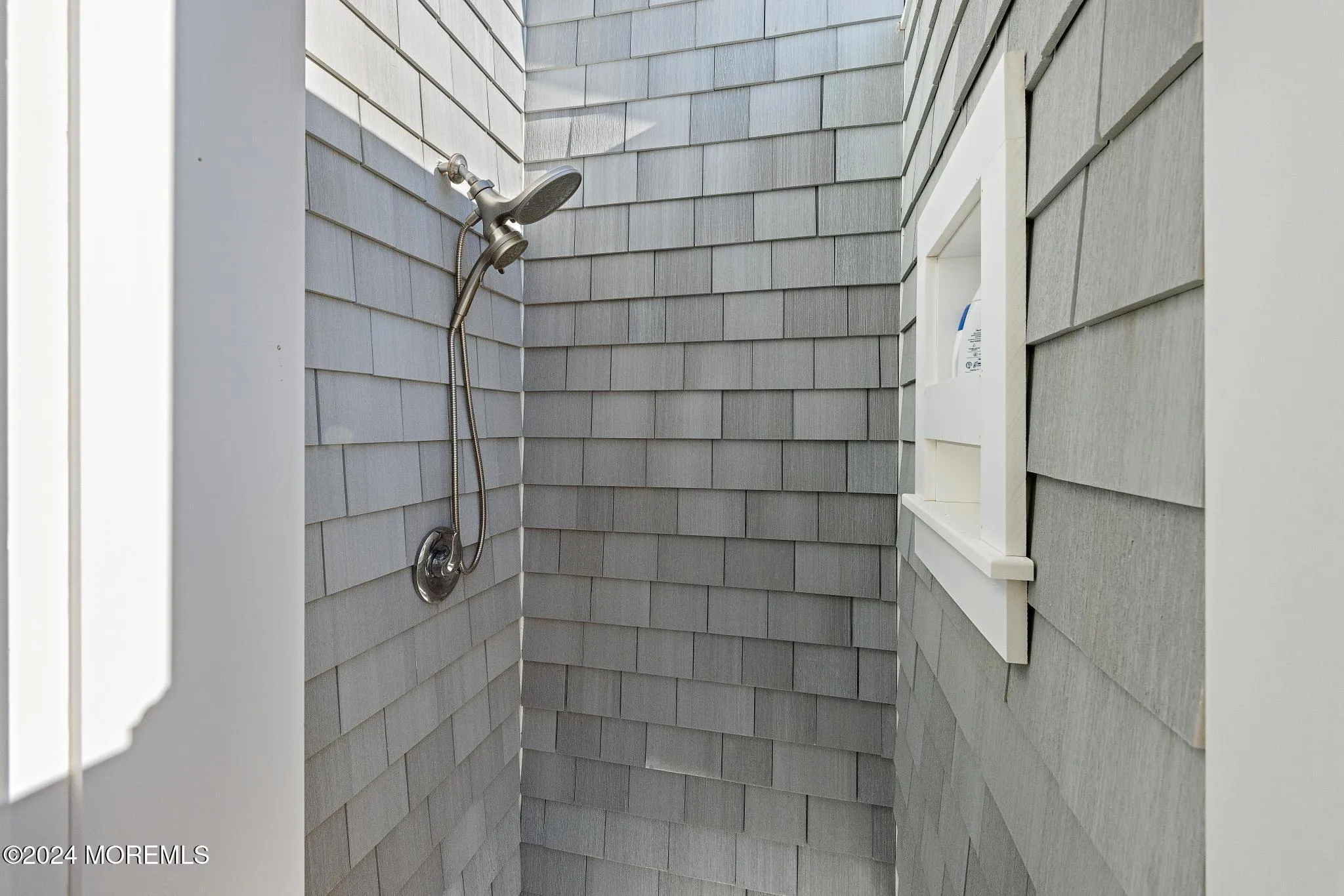 Long Beach Twp, New Jersey 08008, United States, 7 Bedrooms Bedrooms, ,9 BathroomsBathrooms,Residential,Active,32271