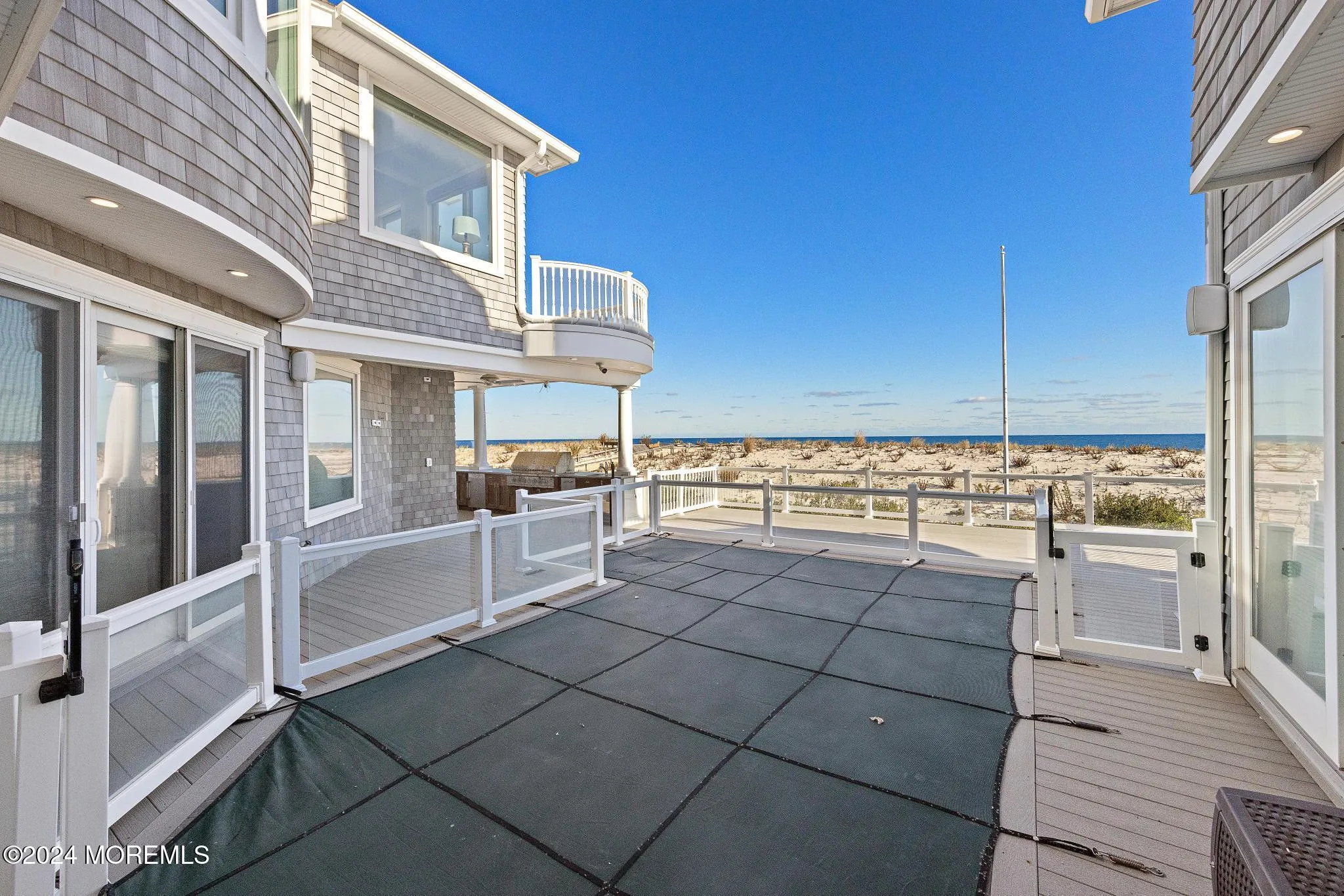 Long Beach Twp, New Jersey 08008, United States, 7 Bedrooms Bedrooms, ,9 BathroomsBathrooms,Residential,Active,32271