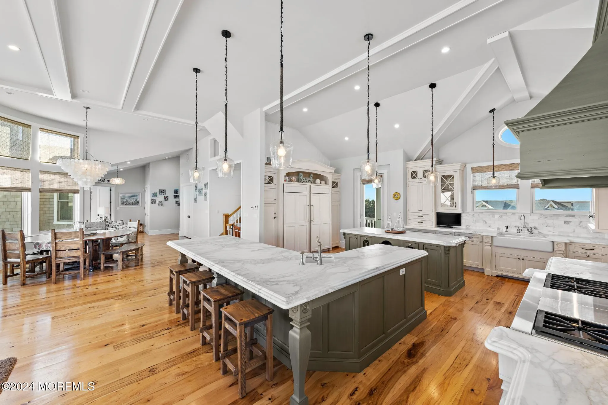 Long Beach Twp, New Jersey 08008, United States, 7 Bedrooms Bedrooms, ,9 BathroomsBathrooms,Residential,Active,32271