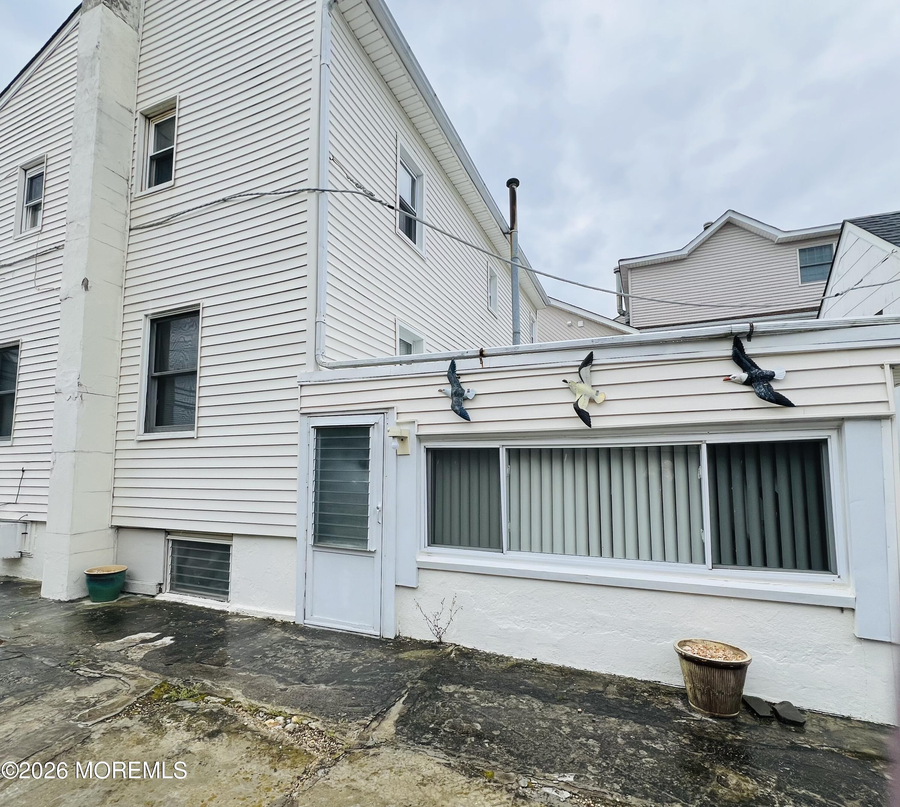 1105 Boulevard