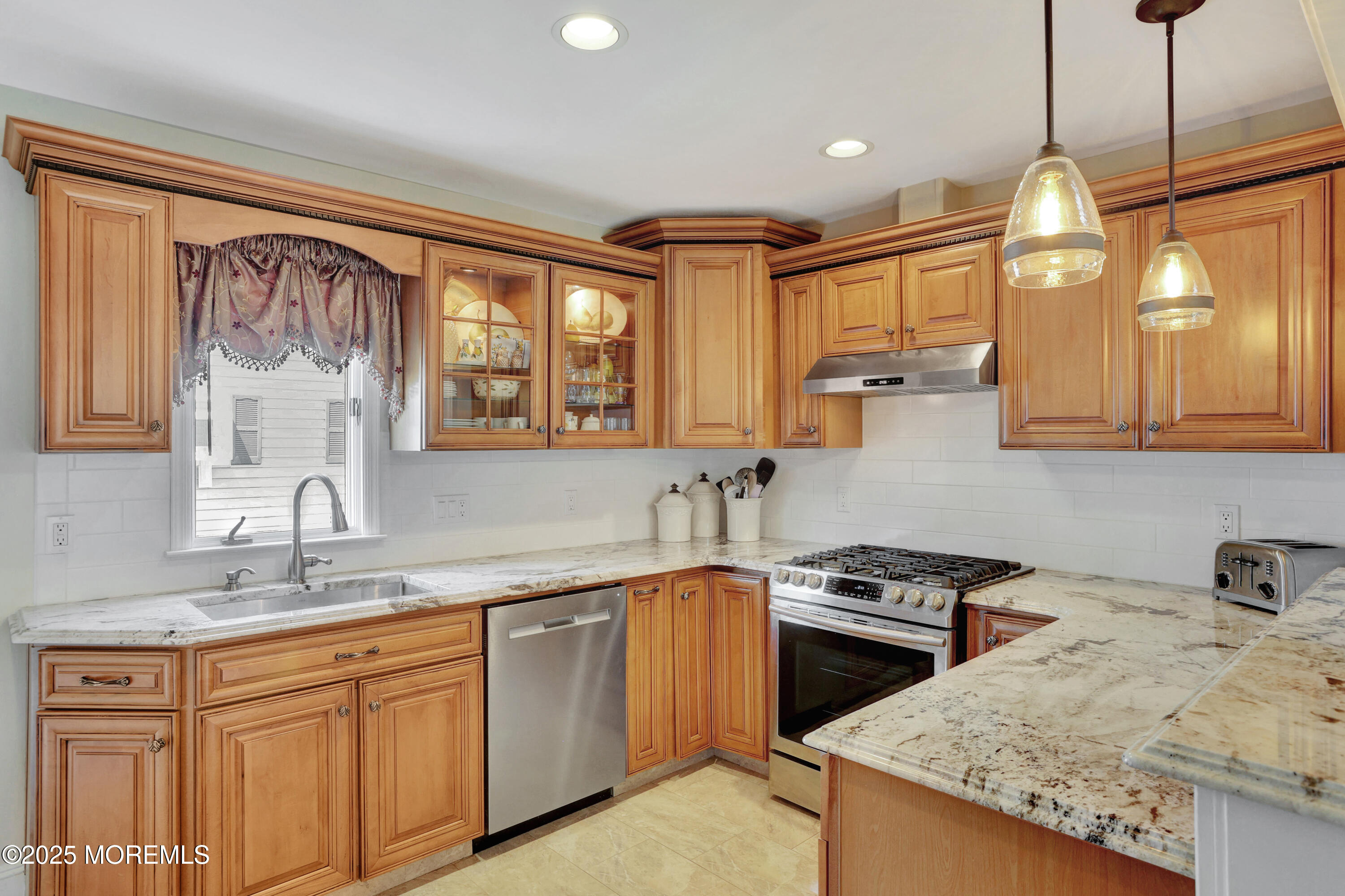 166 Grayson Avenue, Hamilton, New Jersey image 15