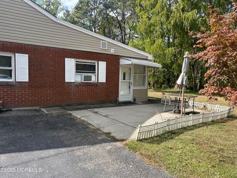 Photo of 9 Walnut Street #D, Toms River, NJ 08757 (MLS # 22531521)