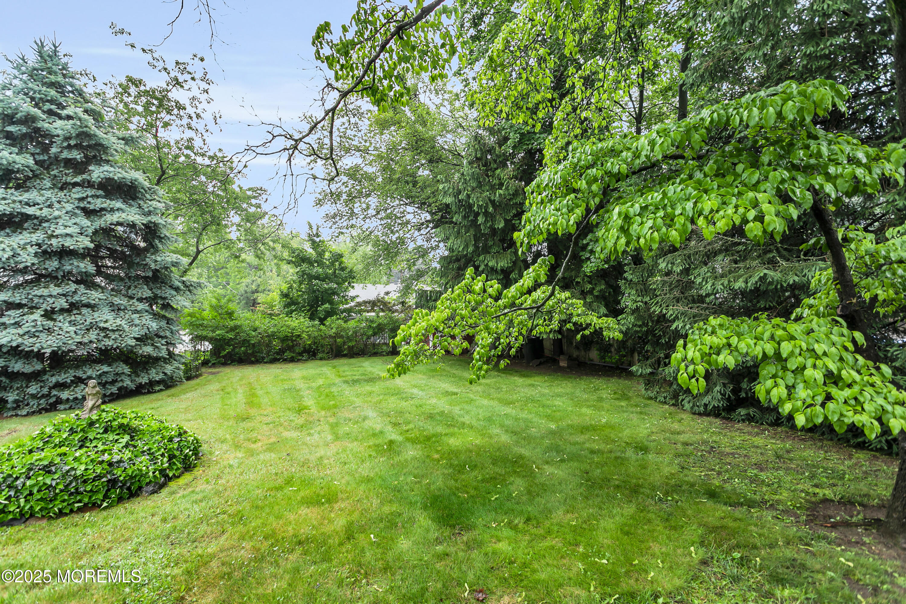 30 Balloch Place, Red Bank, New Jersey image 47