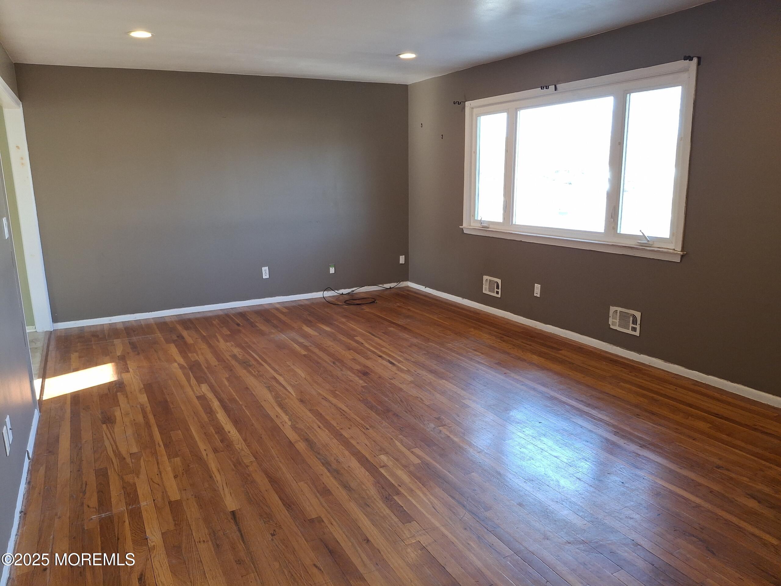 3 Green Ridge Drive, Toms River, New Jersey image 3