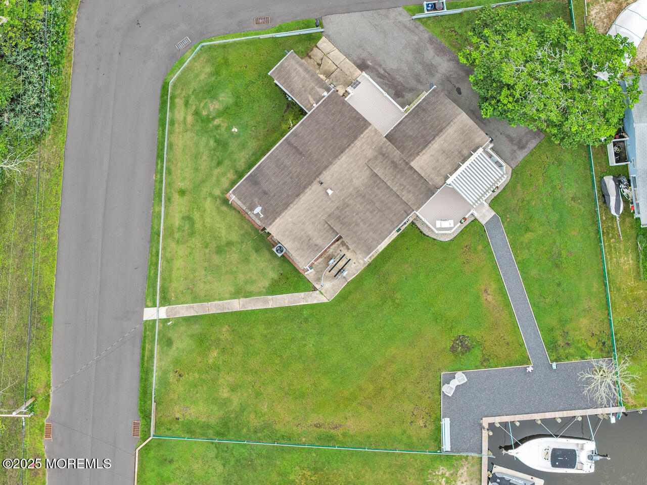 18 Beacon Drive