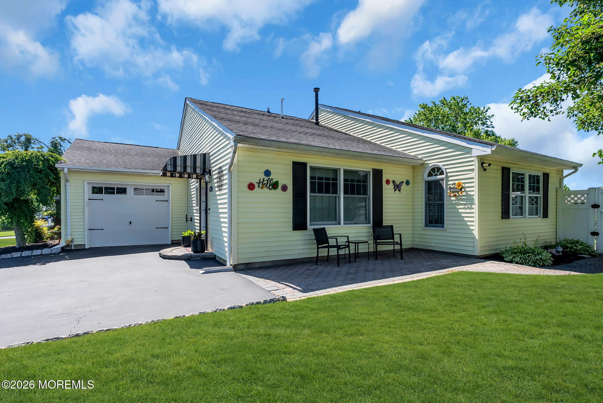9 Colonial Drive