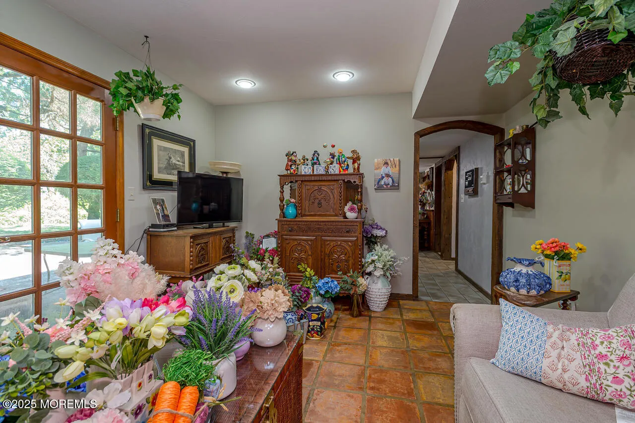 Freehold, New Jersey 07728, United States, 4 Bedrooms Bedrooms, ,3 BathroomsBathrooms,Residential,Active,193068