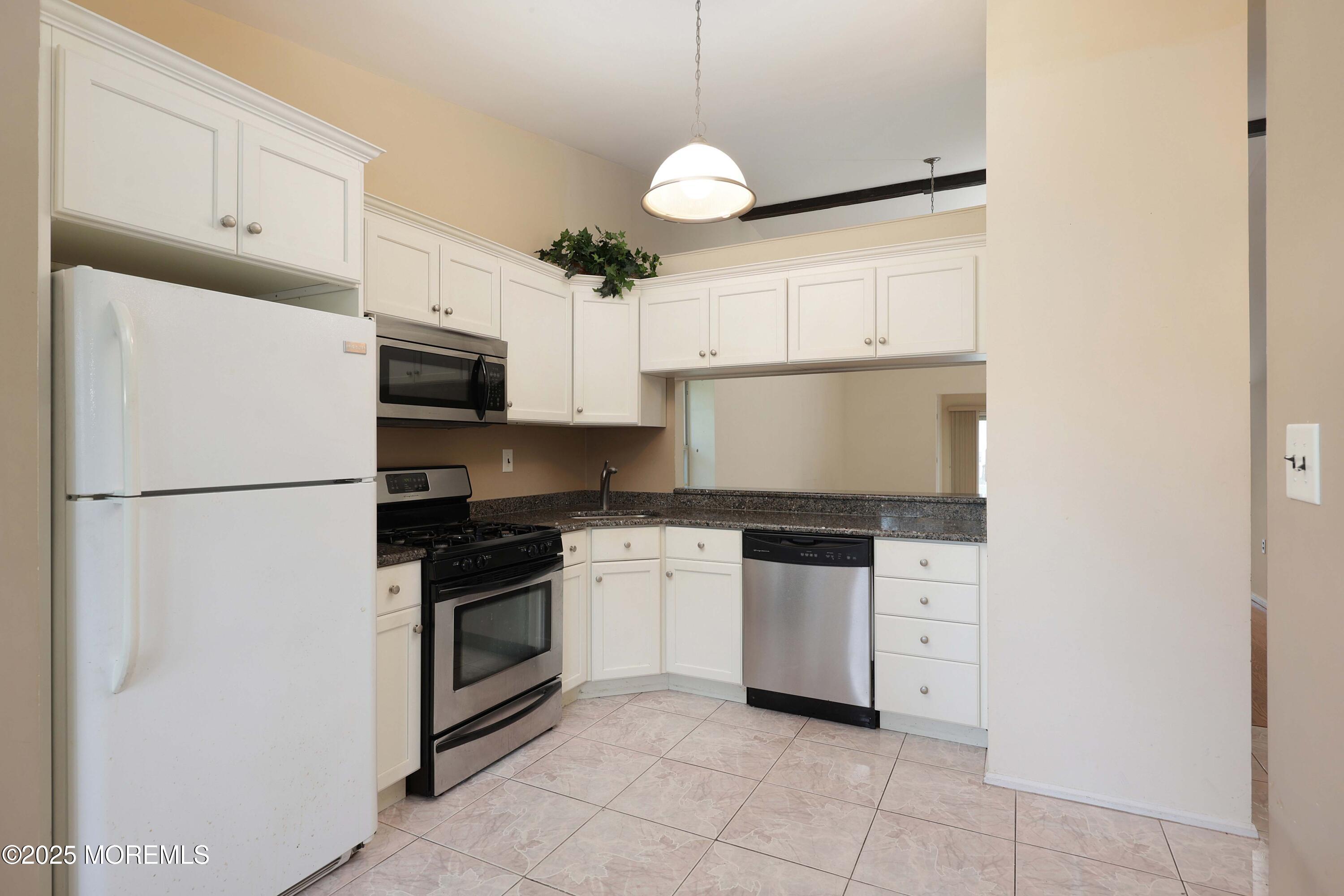 56 Privet Place, Red Bank, New Jersey image 16