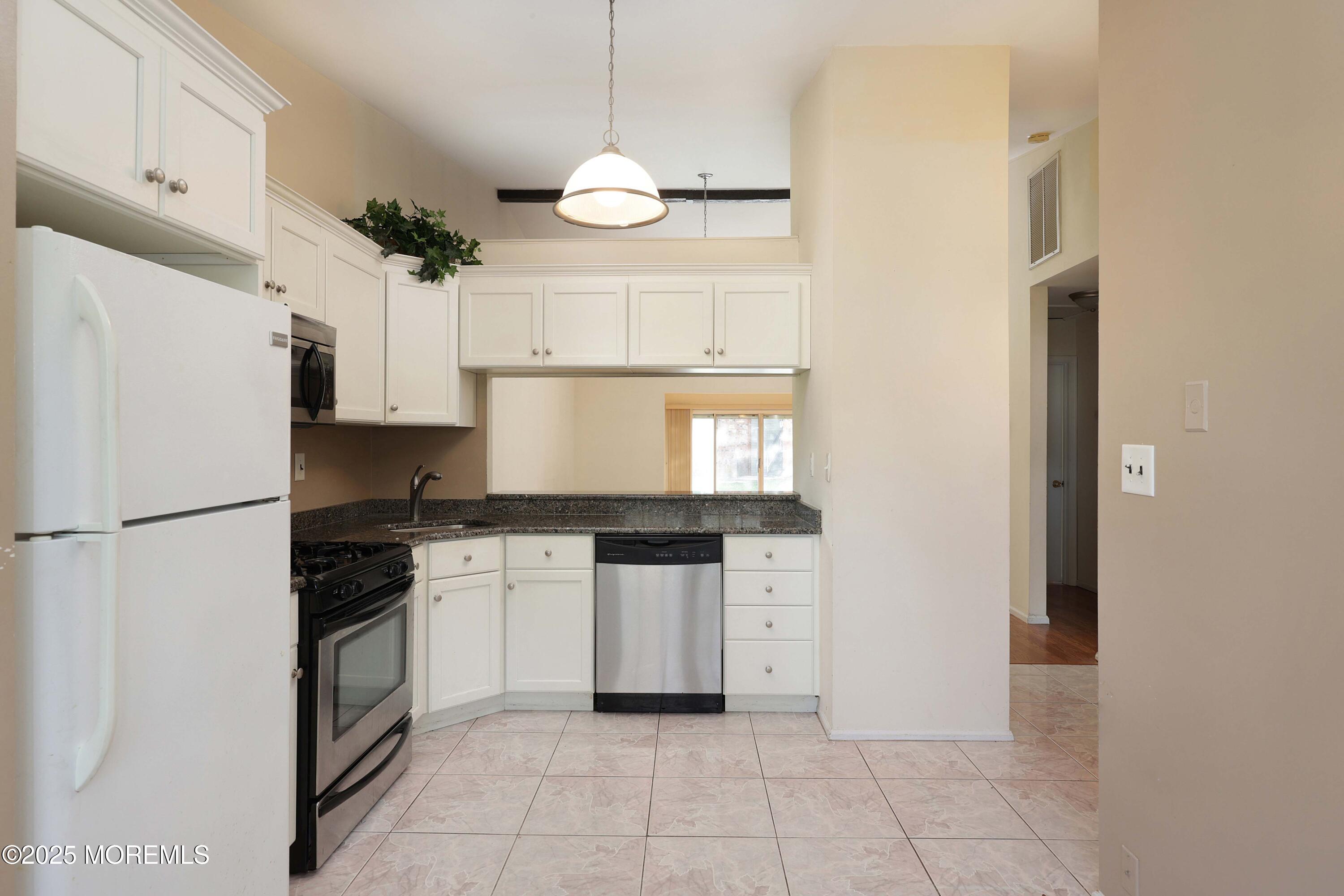 56 Privet Place, Red Bank, New Jersey image 17