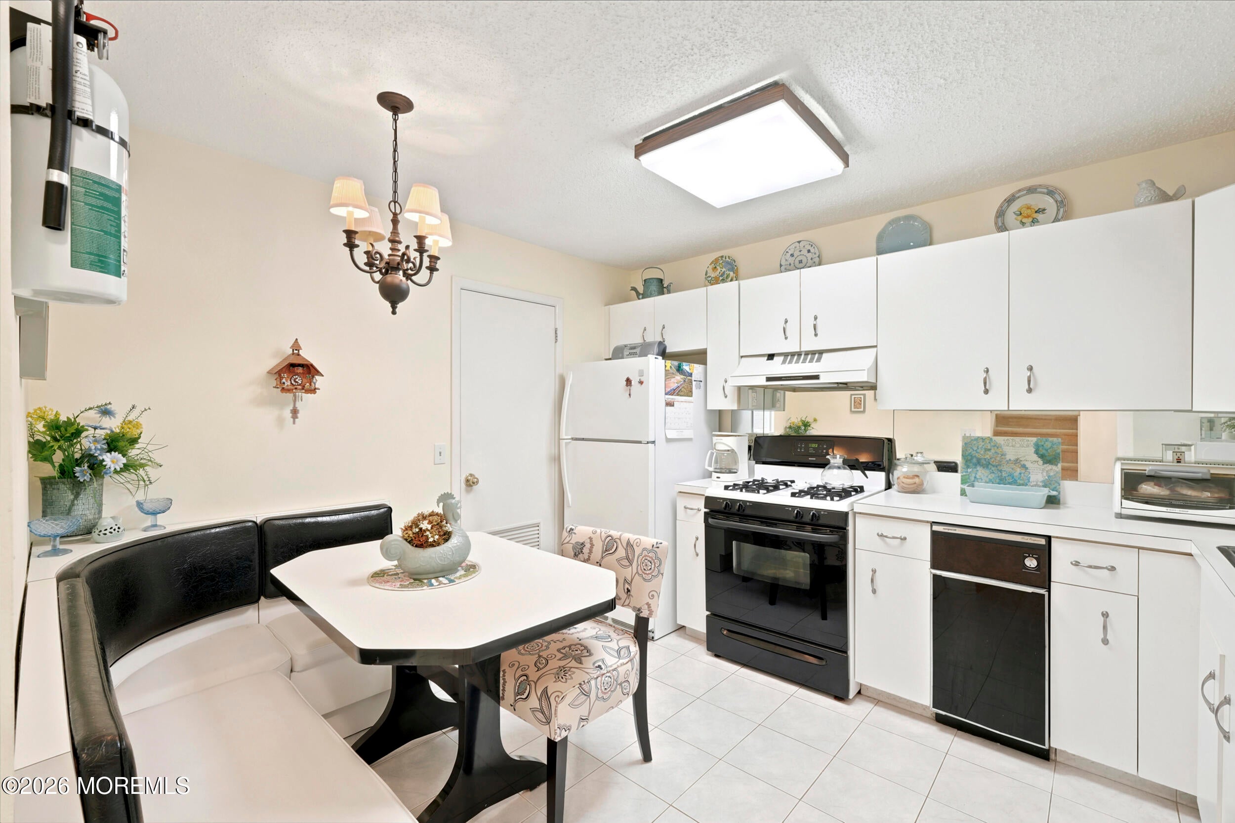 444 Bayberry Court