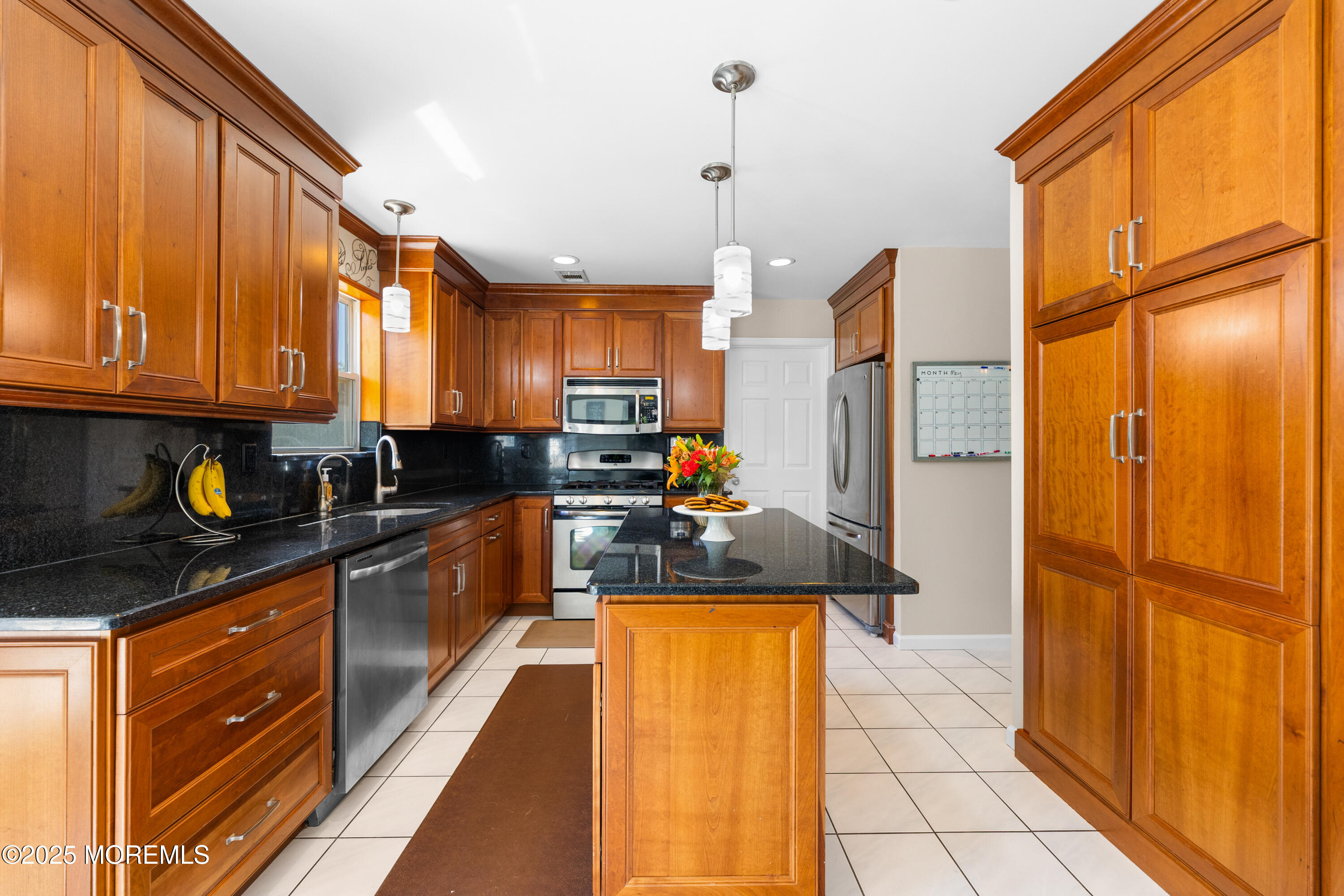 6 Fred Jahn Drive, Freehold, New Jersey image 14