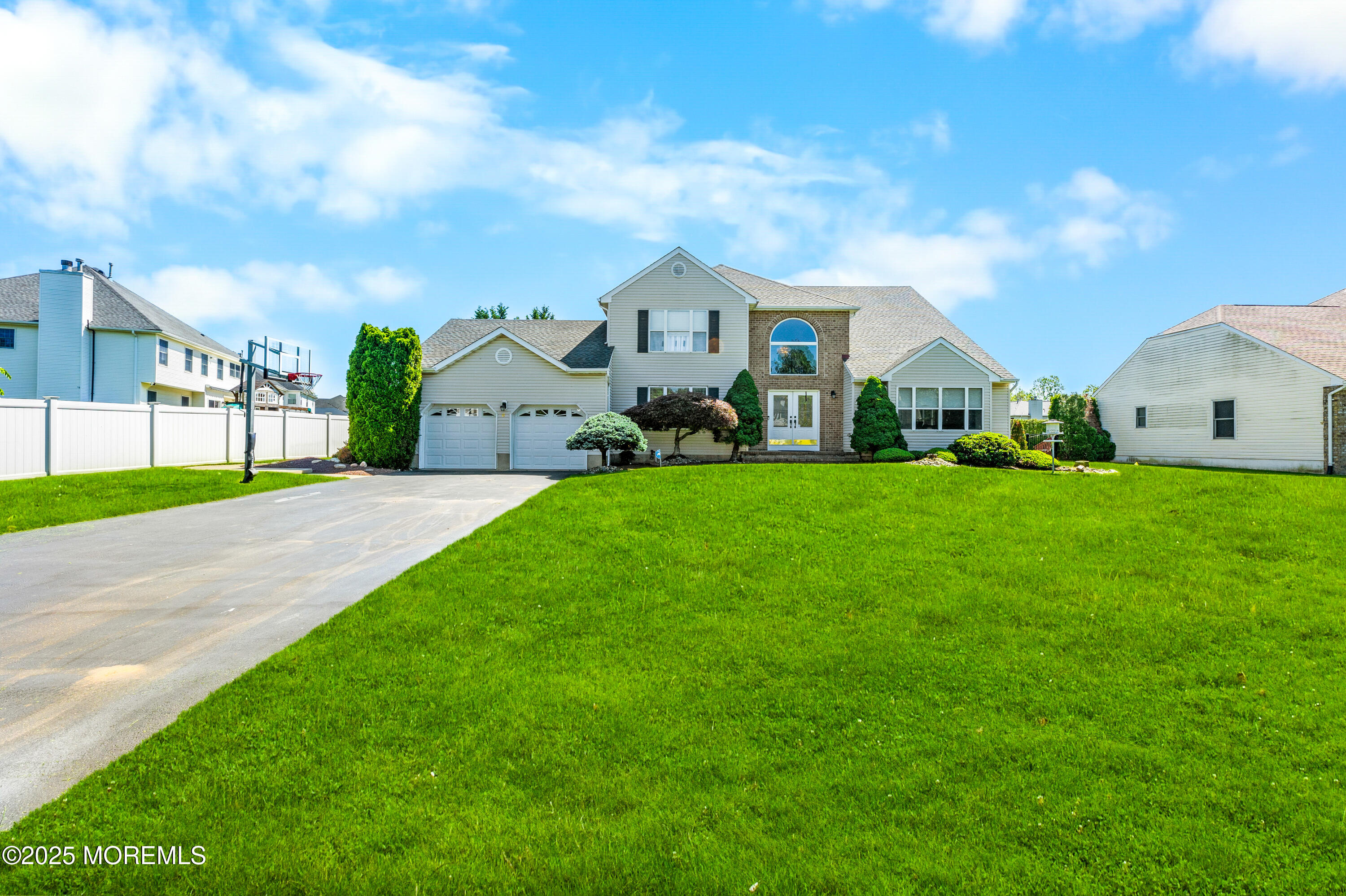 6 Fred Jahn Drive, Freehold, New Jersey image 2