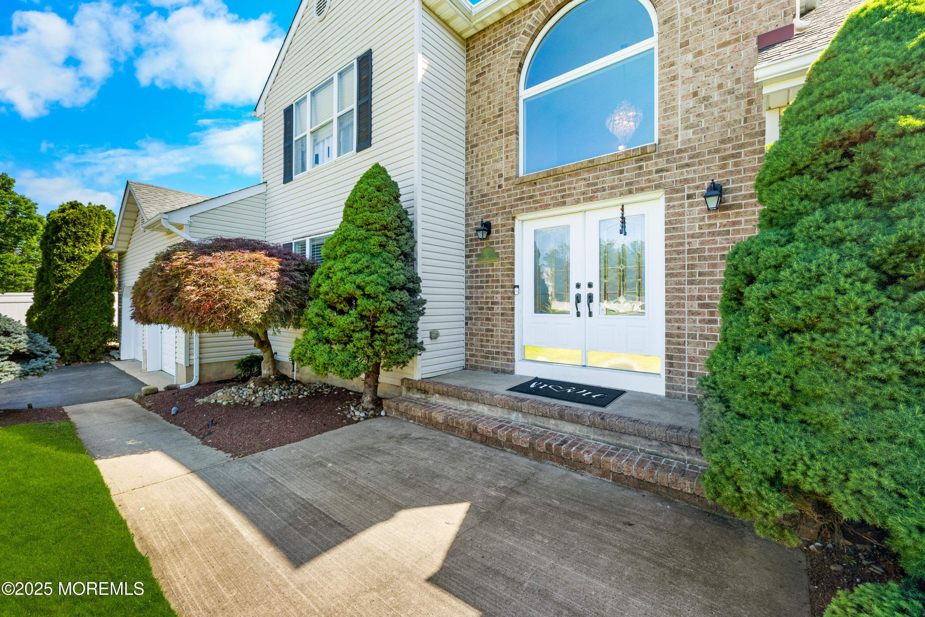 6 Fred Jahn Drive, Freehold, New Jersey image 4