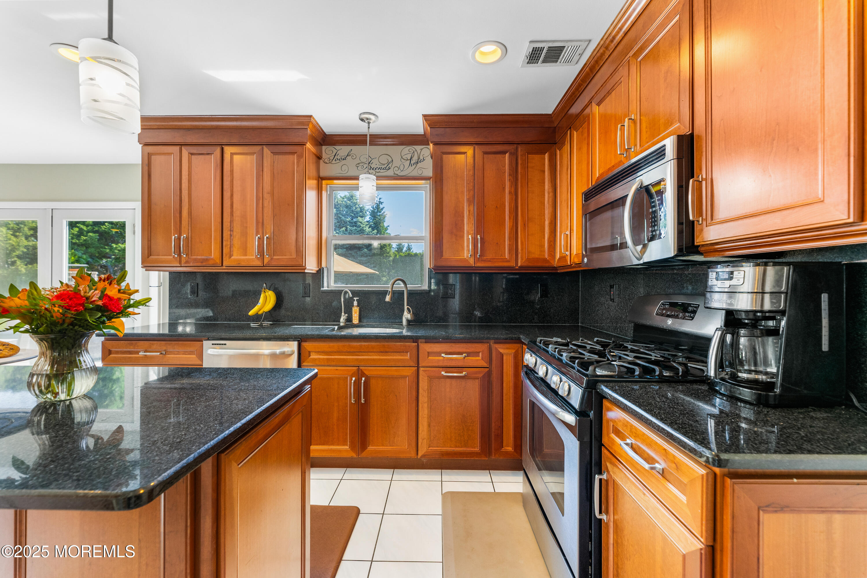 6 Fred Jahn Drive, Freehold, New Jersey image 12