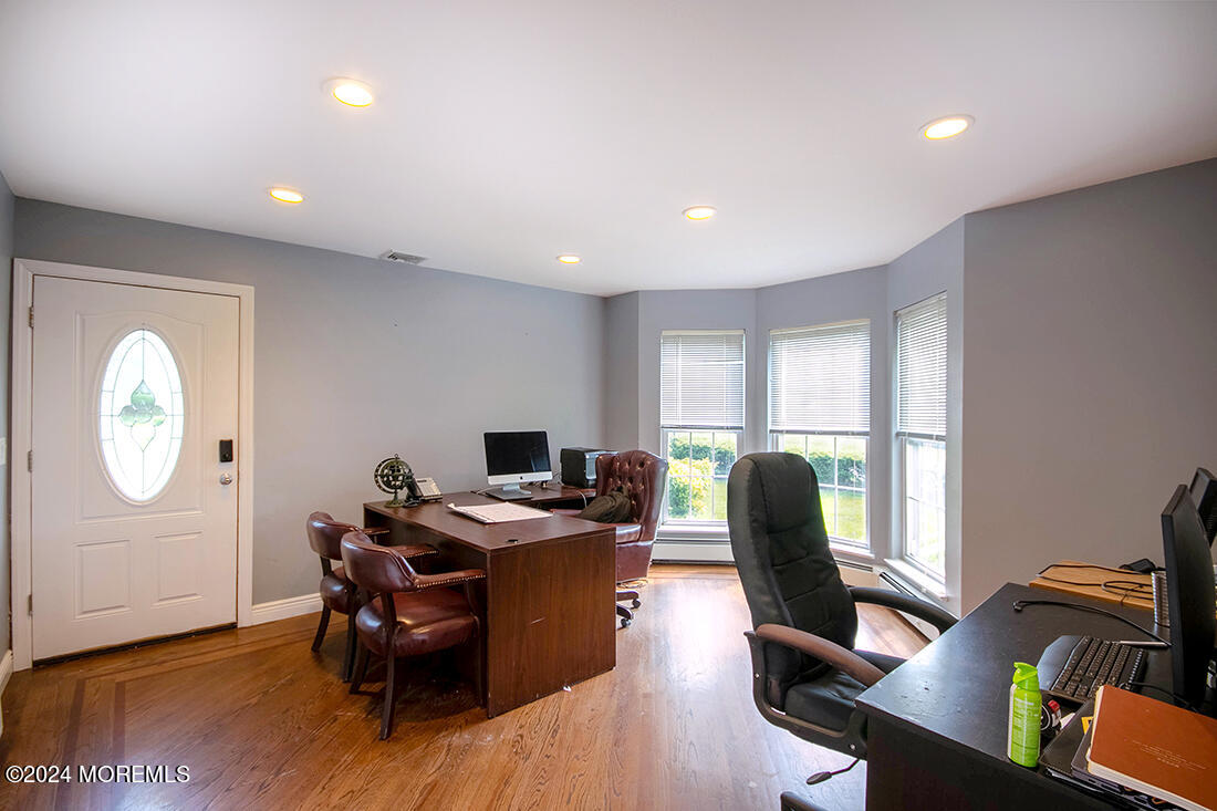 72 Vanderveer Road, Freehold, New Jersey image 38