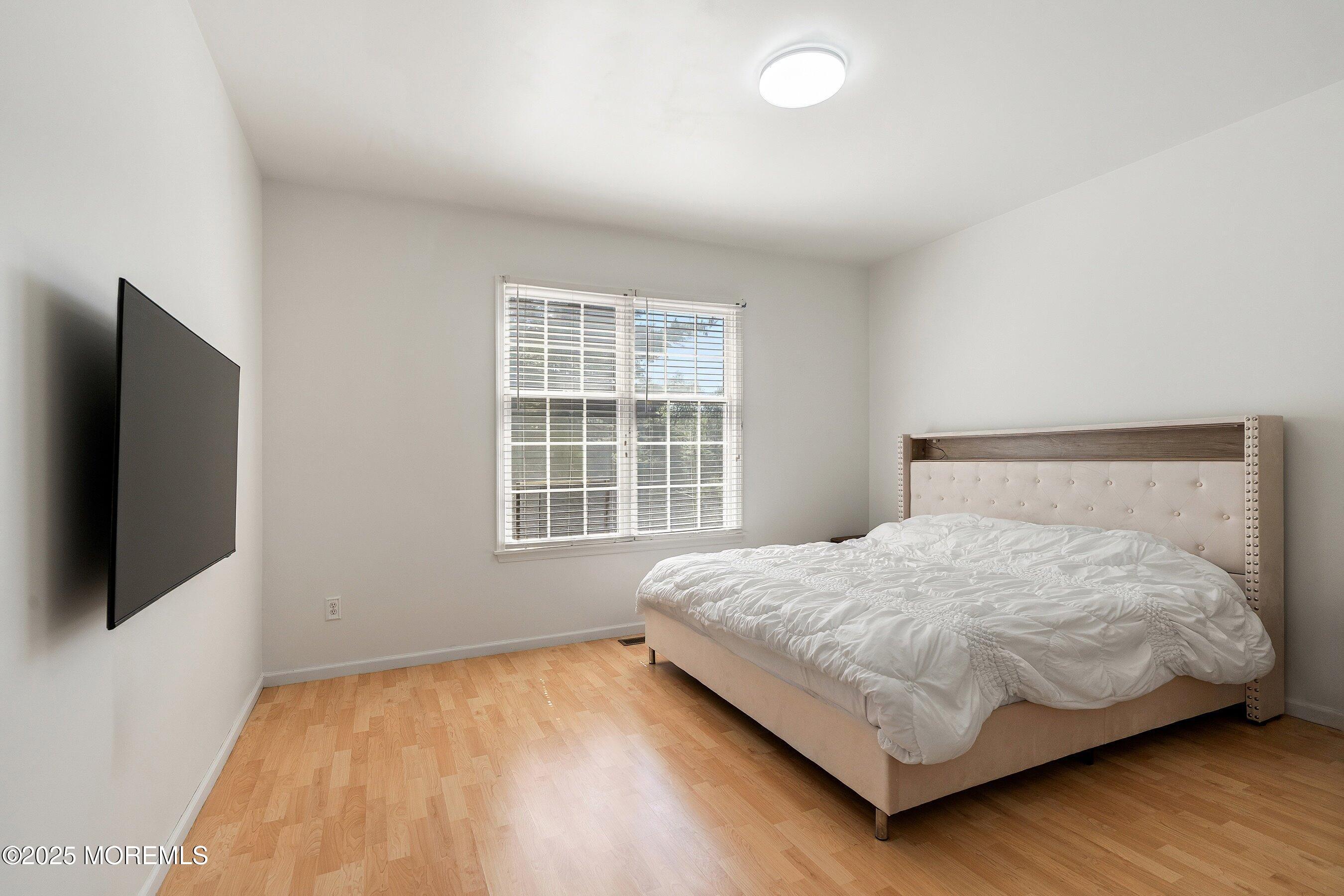 Manasquan, New Jersey, 08736, United States, 7 Bedrooms Bedrooms, ,6 BathroomsBathrooms,Residential,Active,2023366