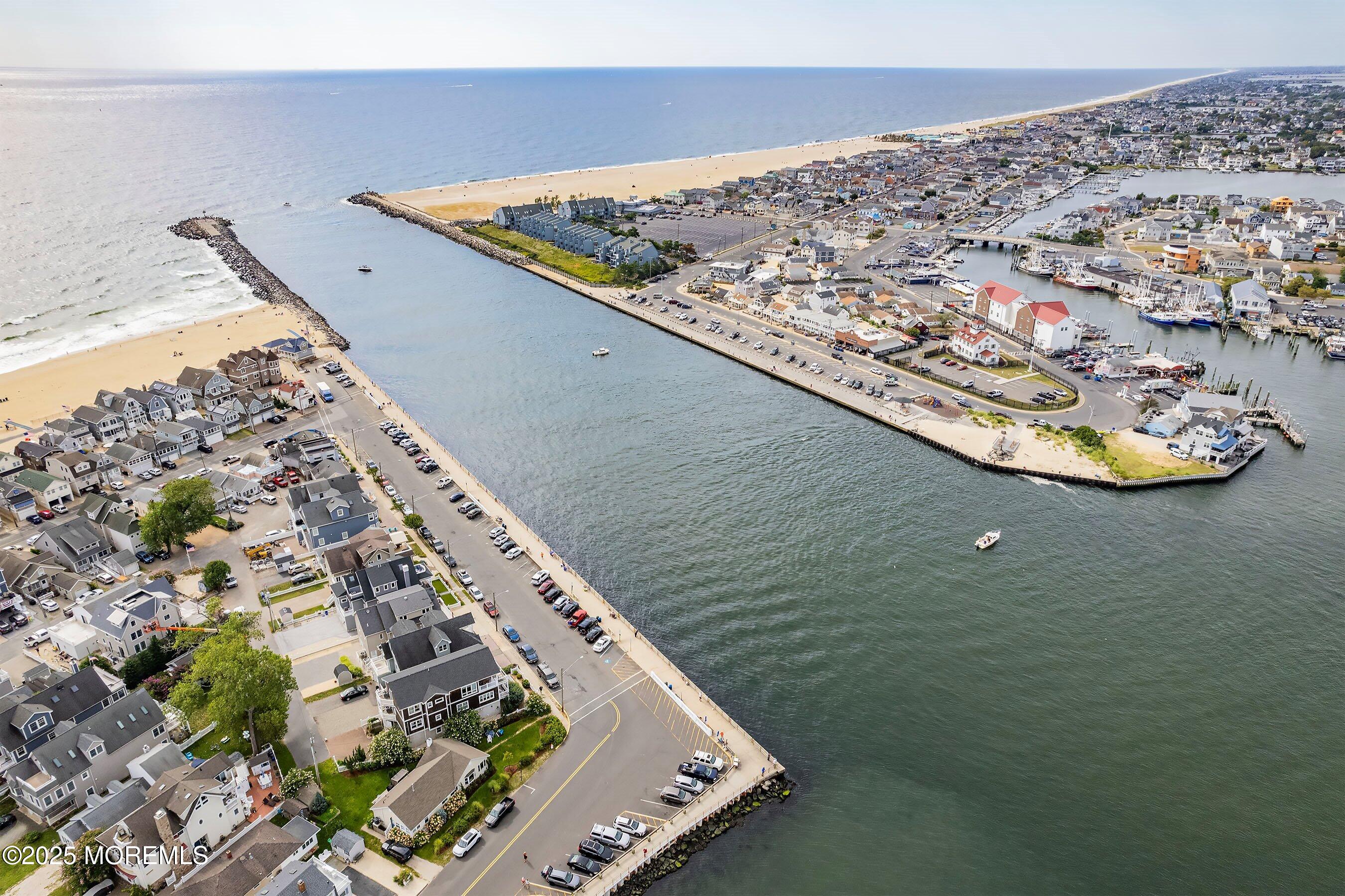 Manasquan, New Jersey, 08736, United States, 7 Bedrooms Bedrooms, ,6 BathroomsBathrooms,Residential,Active,2023366