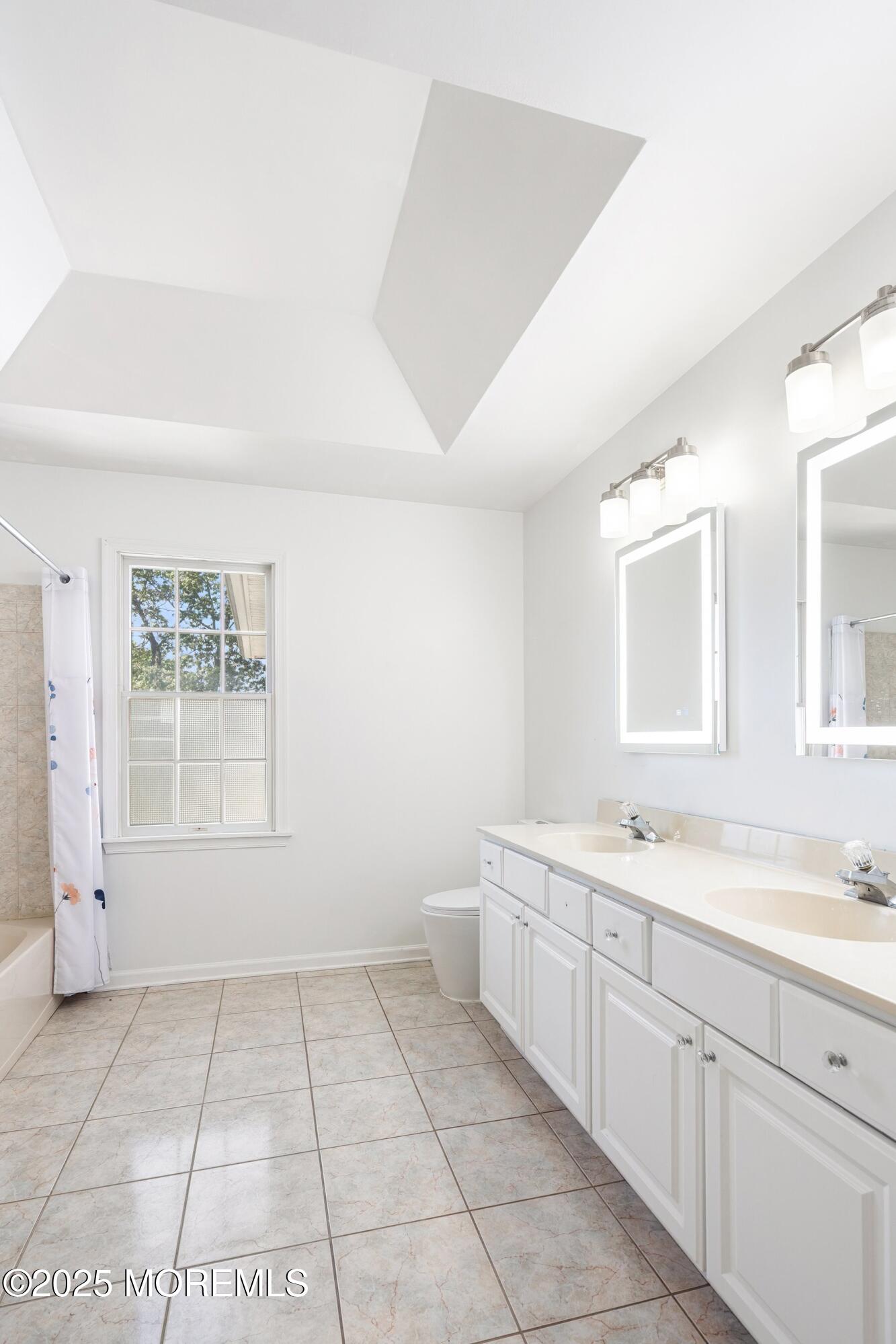 Manasquan, New Jersey, 08736, United States, 7 Bedrooms Bedrooms, ,6 BathroomsBathrooms,Residential,Active,2023366