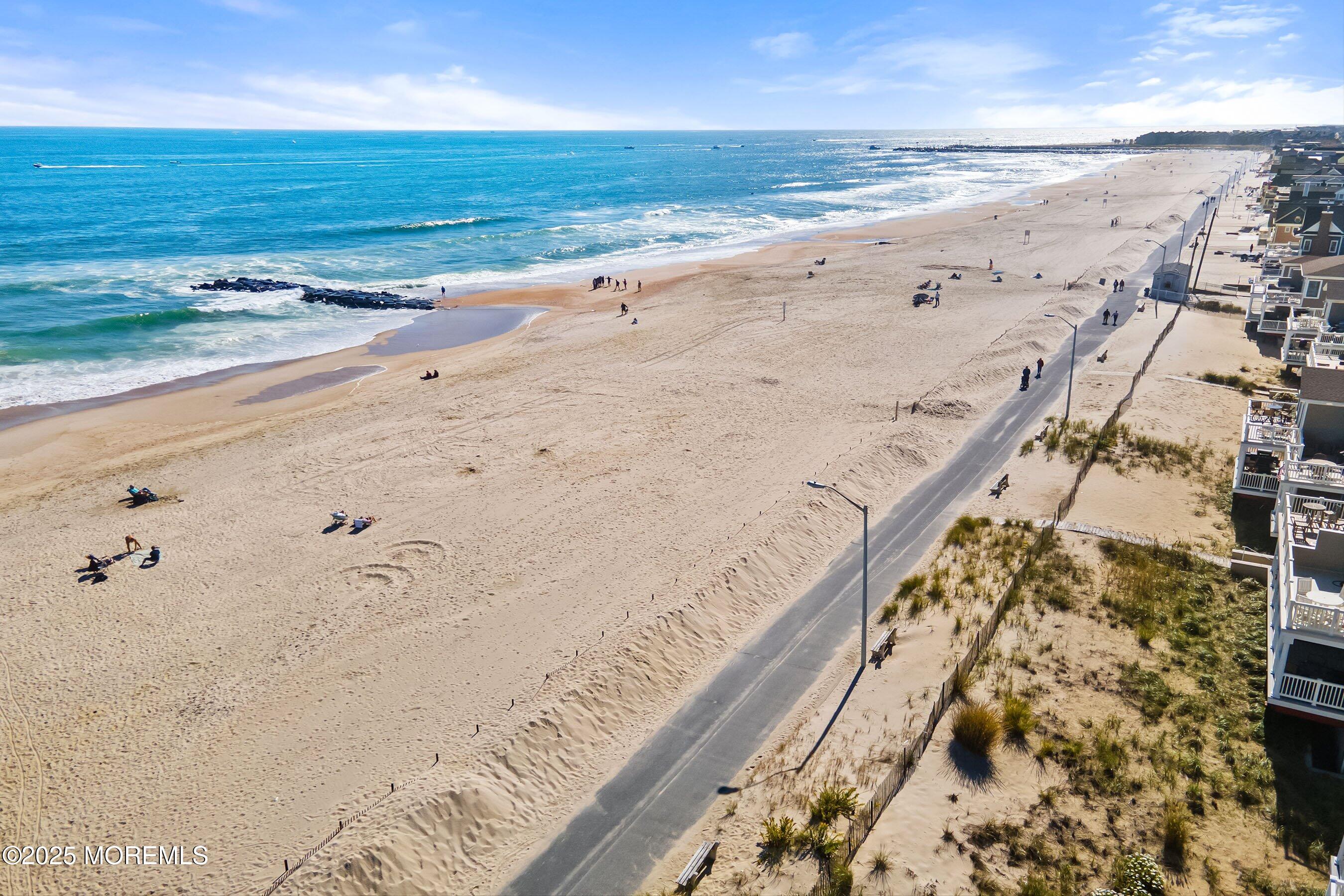 Manasquan, New Jersey, 08736, United States, 7 Bedrooms Bedrooms, ,6 BathroomsBathrooms,Residential,Active,2023366